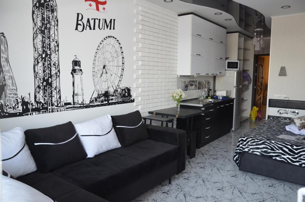 Apartamento Batumi Real Lux Exterior foto
