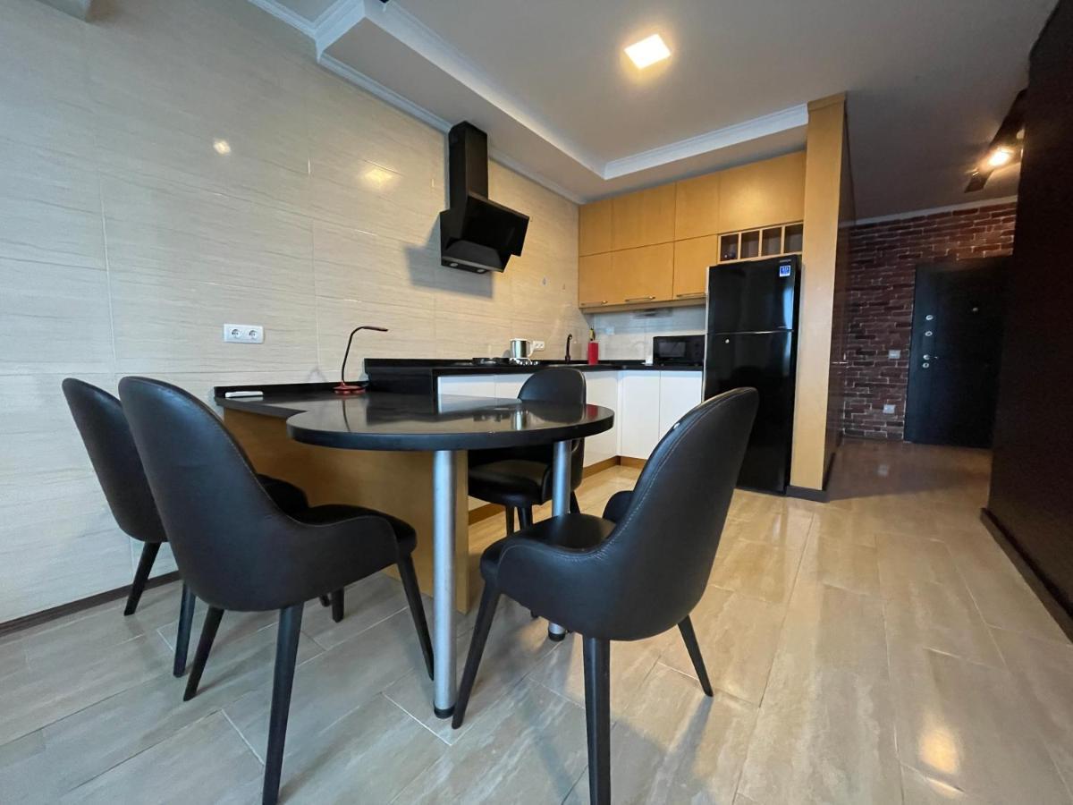 Apartamento Batumi Real Lux Exterior foto