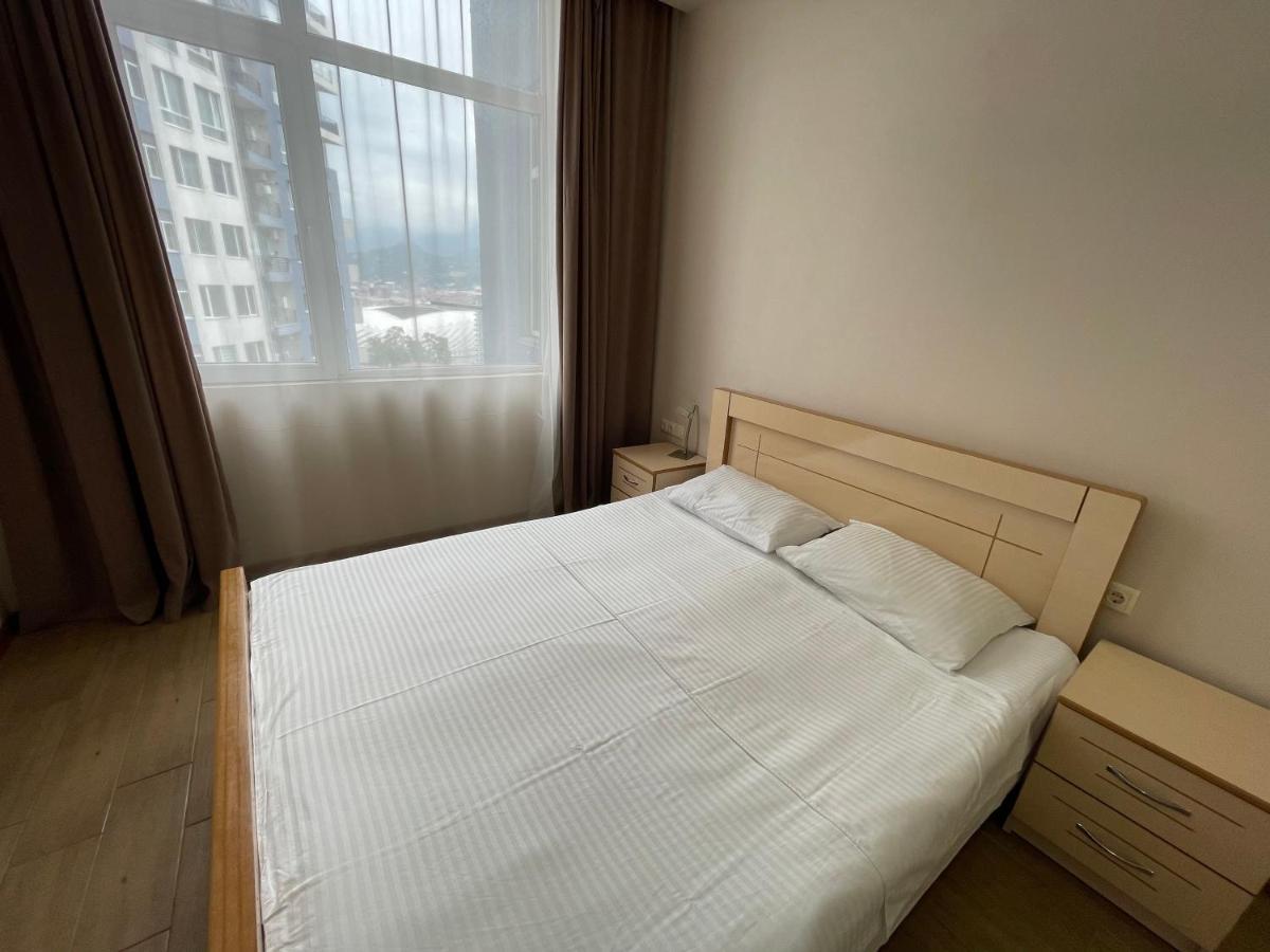 Apartamento Batumi Real Lux Exterior foto