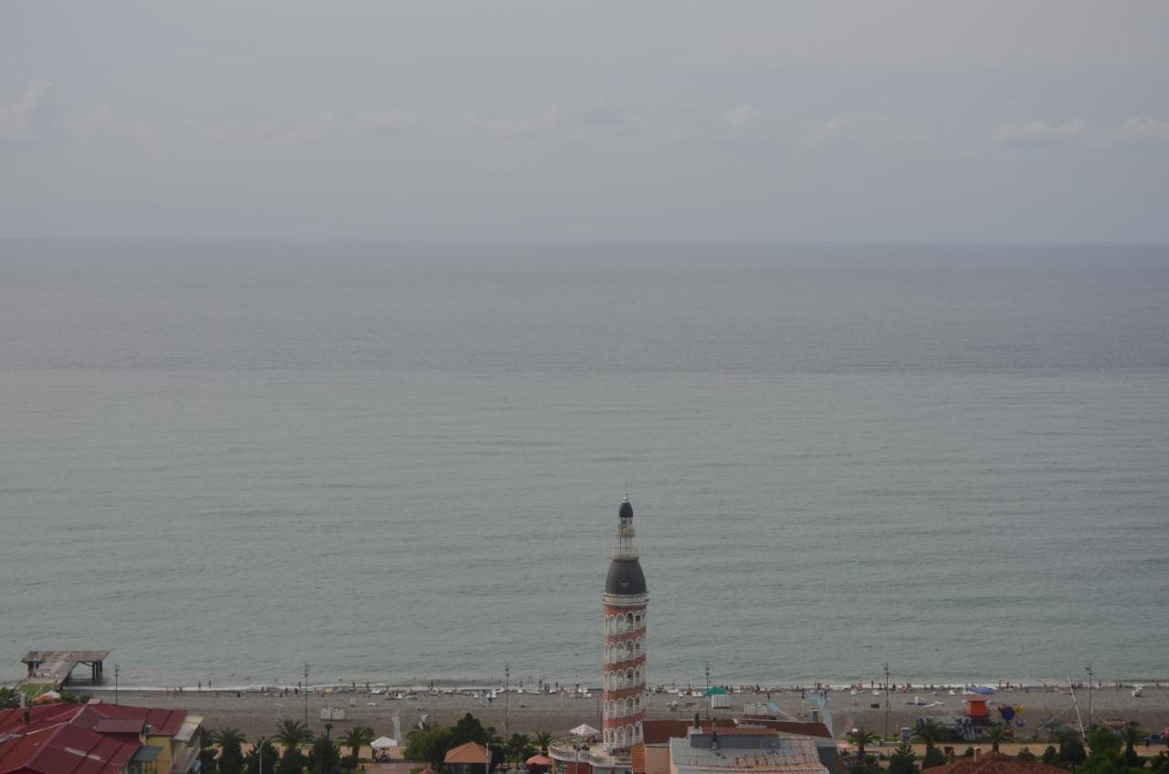 Apartamento Batumi Real Lux Exterior foto