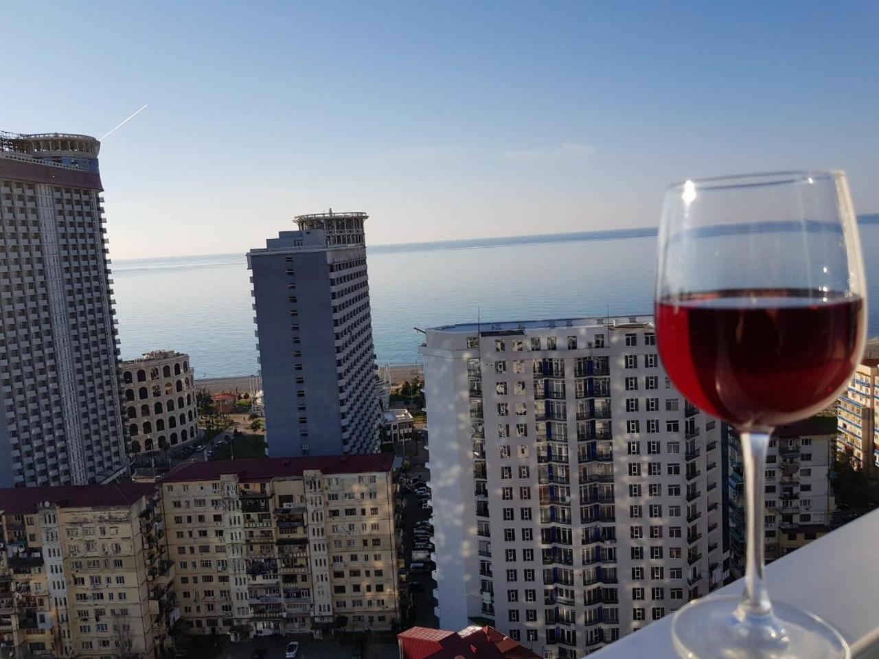 Apartamento Batumi Real Lux Exterior foto
